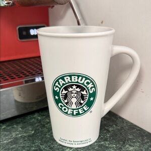 Starbucks Green and White Logo ceramic Mug 16 oz 2006 edition
